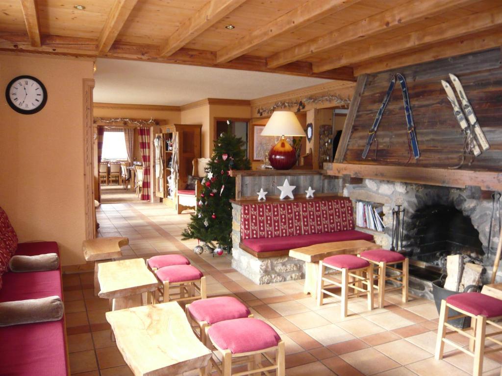 Hotel Le Caprice Des Neiges Crest-Voland Exterior foto